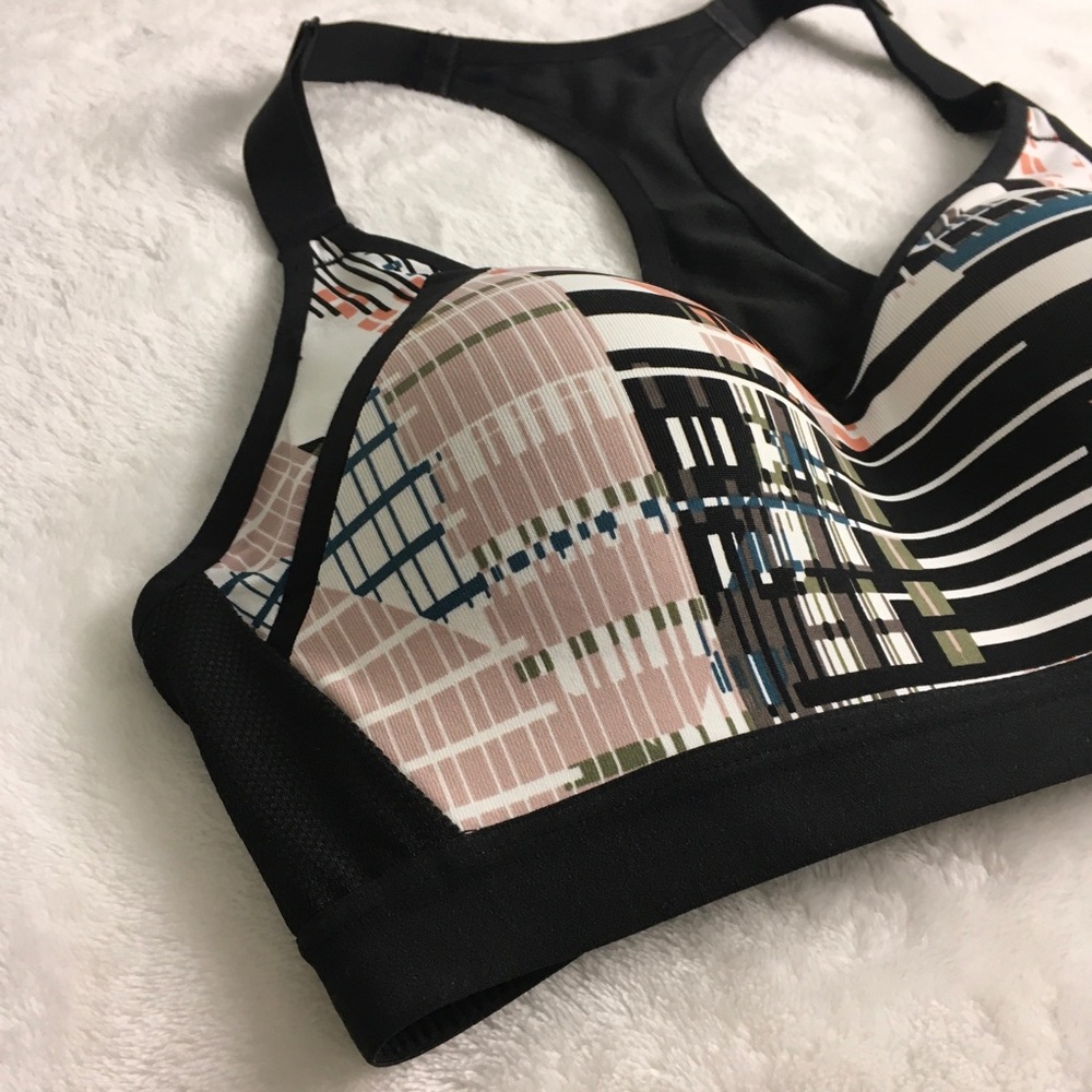 Victoria Sport Incredible Sport Bra 32B - Picture 2 of 9